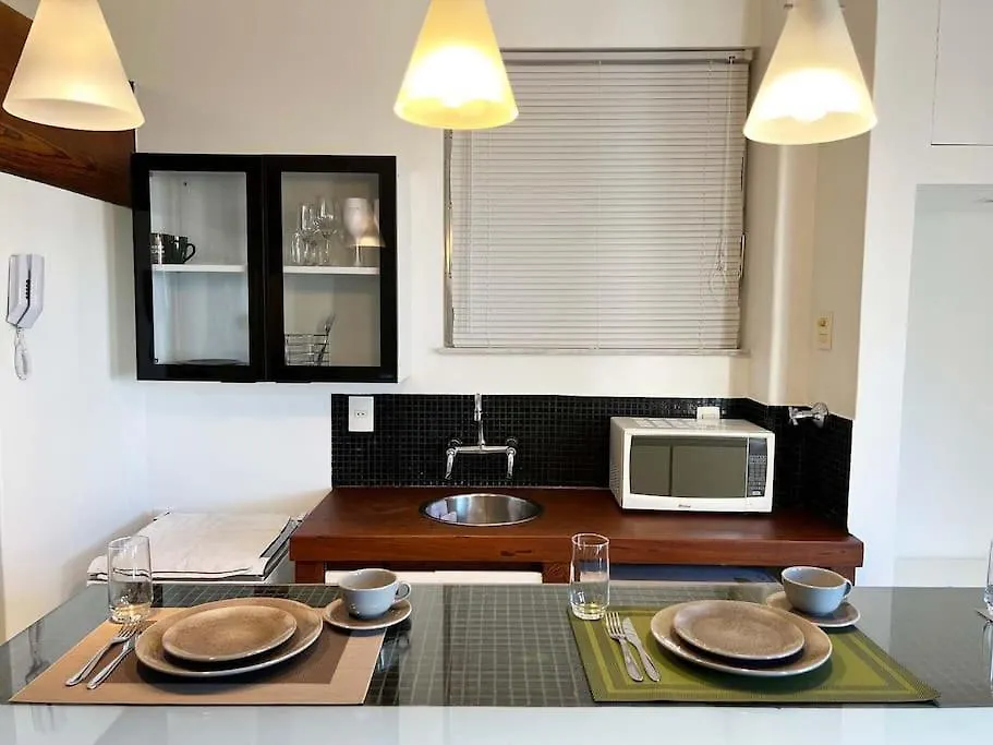 Cozy And Practical Flat In Ipanema-1